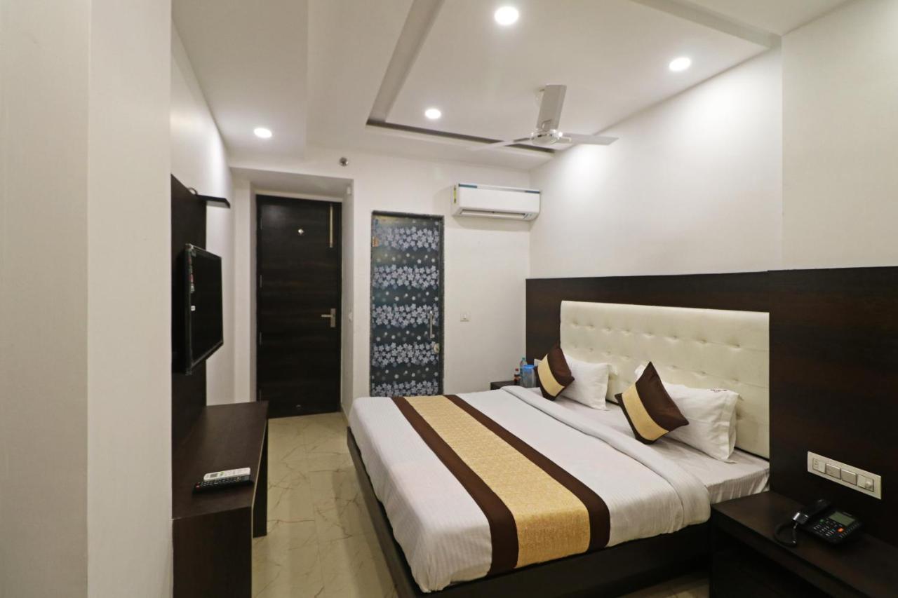 Silver Shine New Delhi - Comfort Stay المظهر الخارجي الصورة