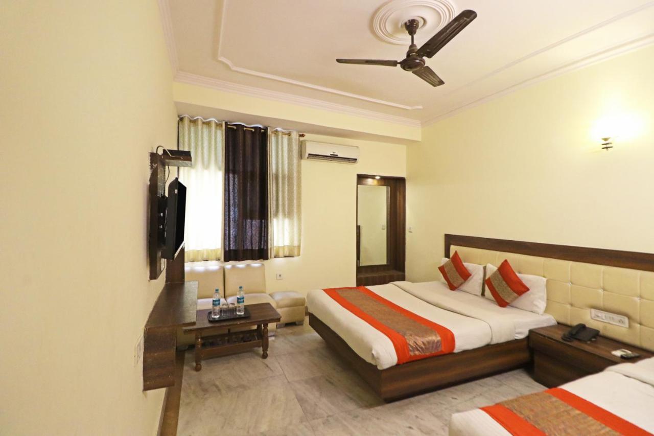 Silver Shine New Delhi - Comfort Stay المظهر الخارجي الصورة