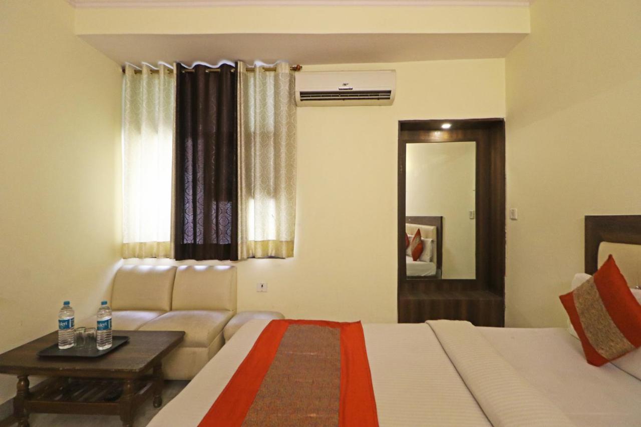 Silver Shine New Delhi - Comfort Stay المظهر الخارجي الصورة